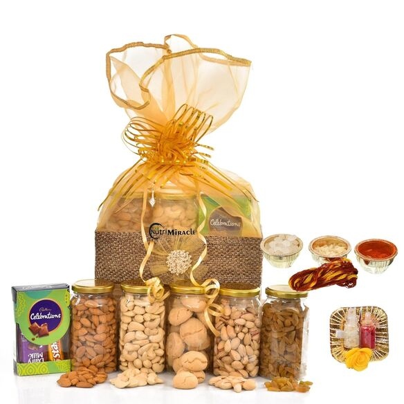 dry fruits gift set